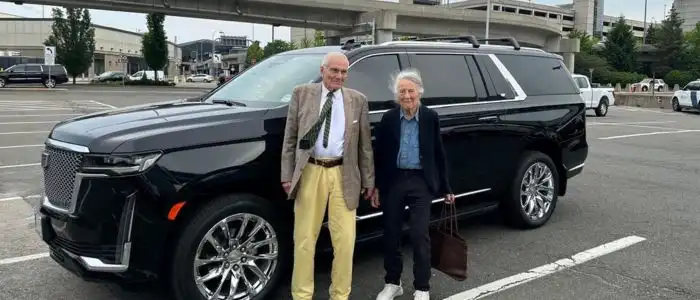 Luxury limo service from Boston to New York City Manhattan Luxury limo service from Boston to New York City Manhattan